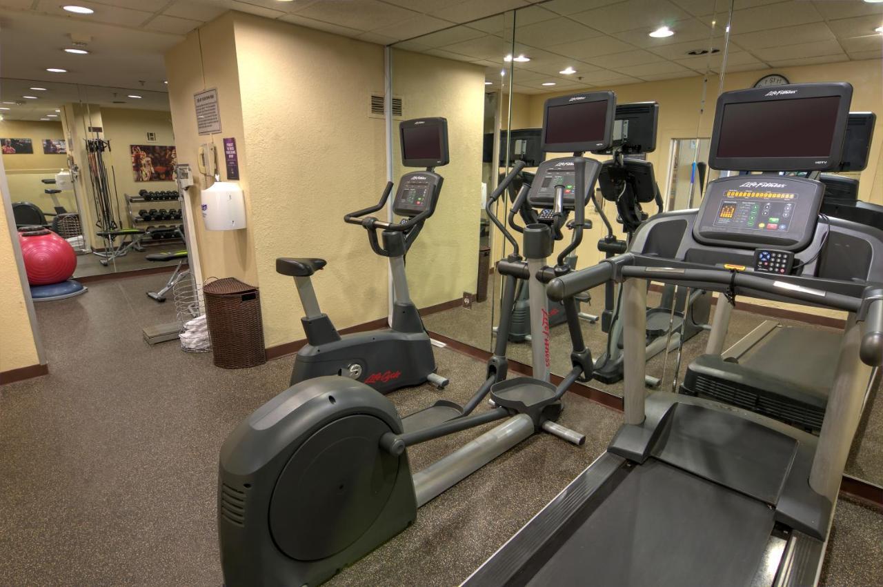 Holiday Inn Gainesville-University Center By Ihg Екстериор снимка