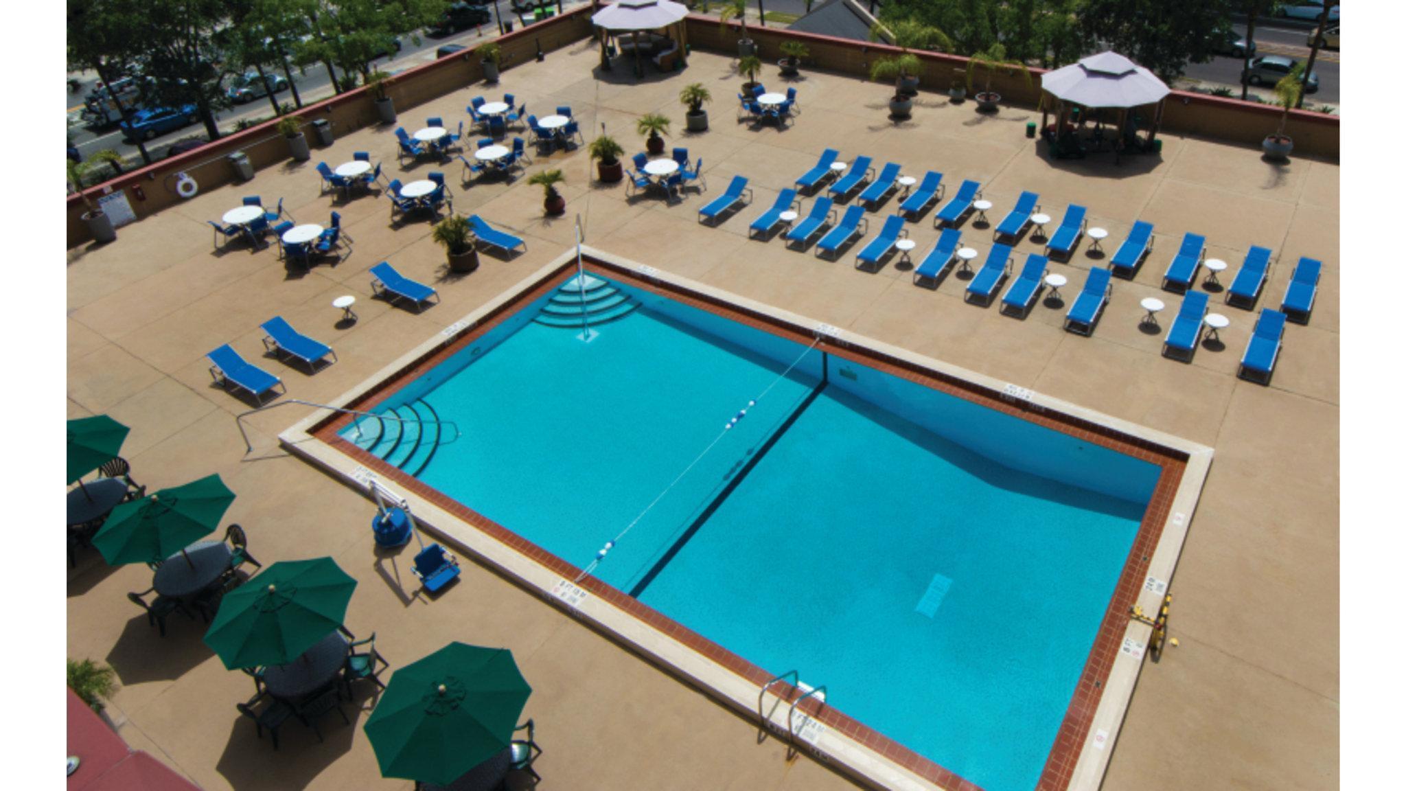 Holiday Inn Gainesville-University Center By Ihg Екстериор снимка