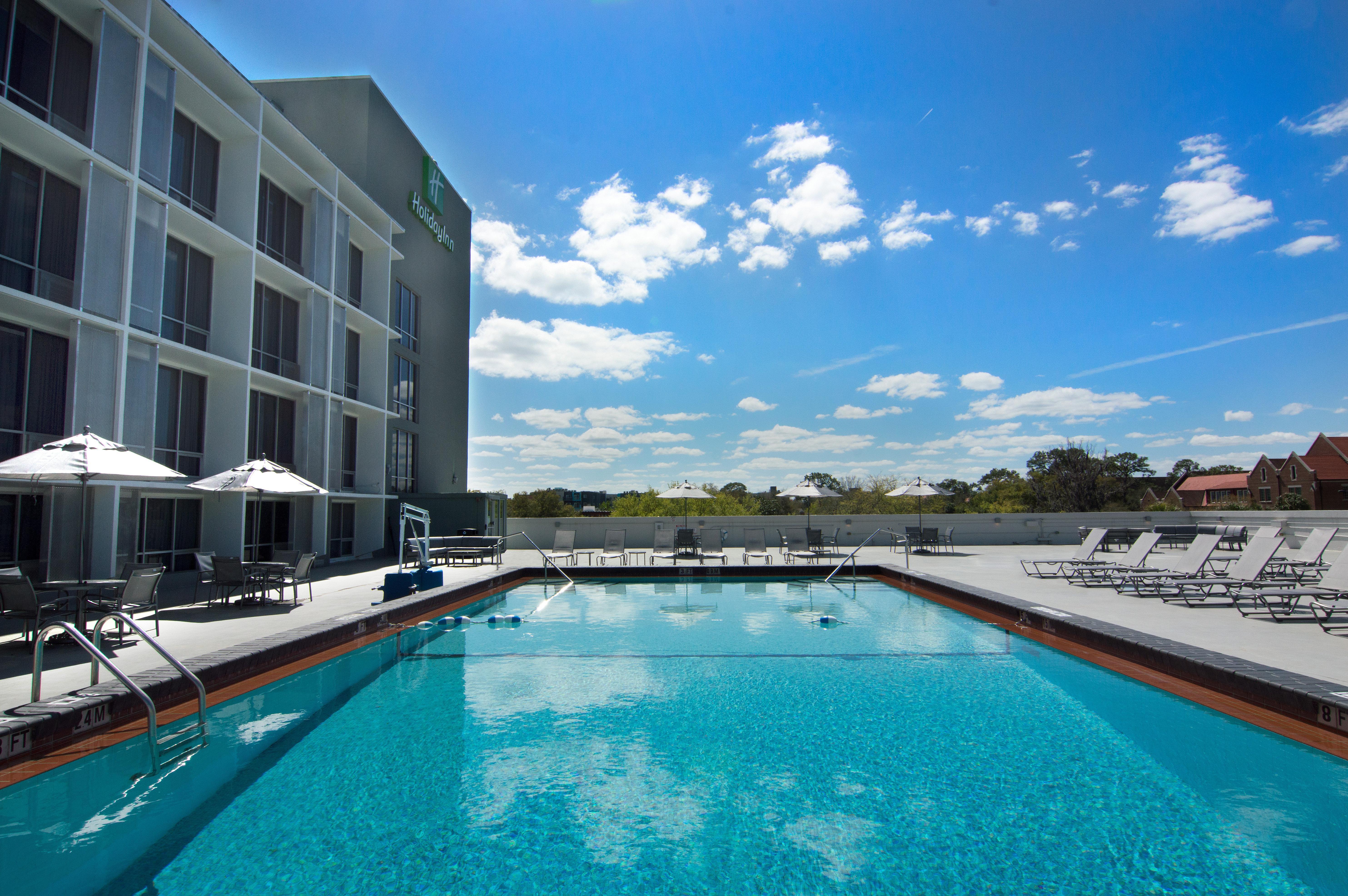 Holiday Inn Gainesville-University Center By Ihg Екстериор снимка