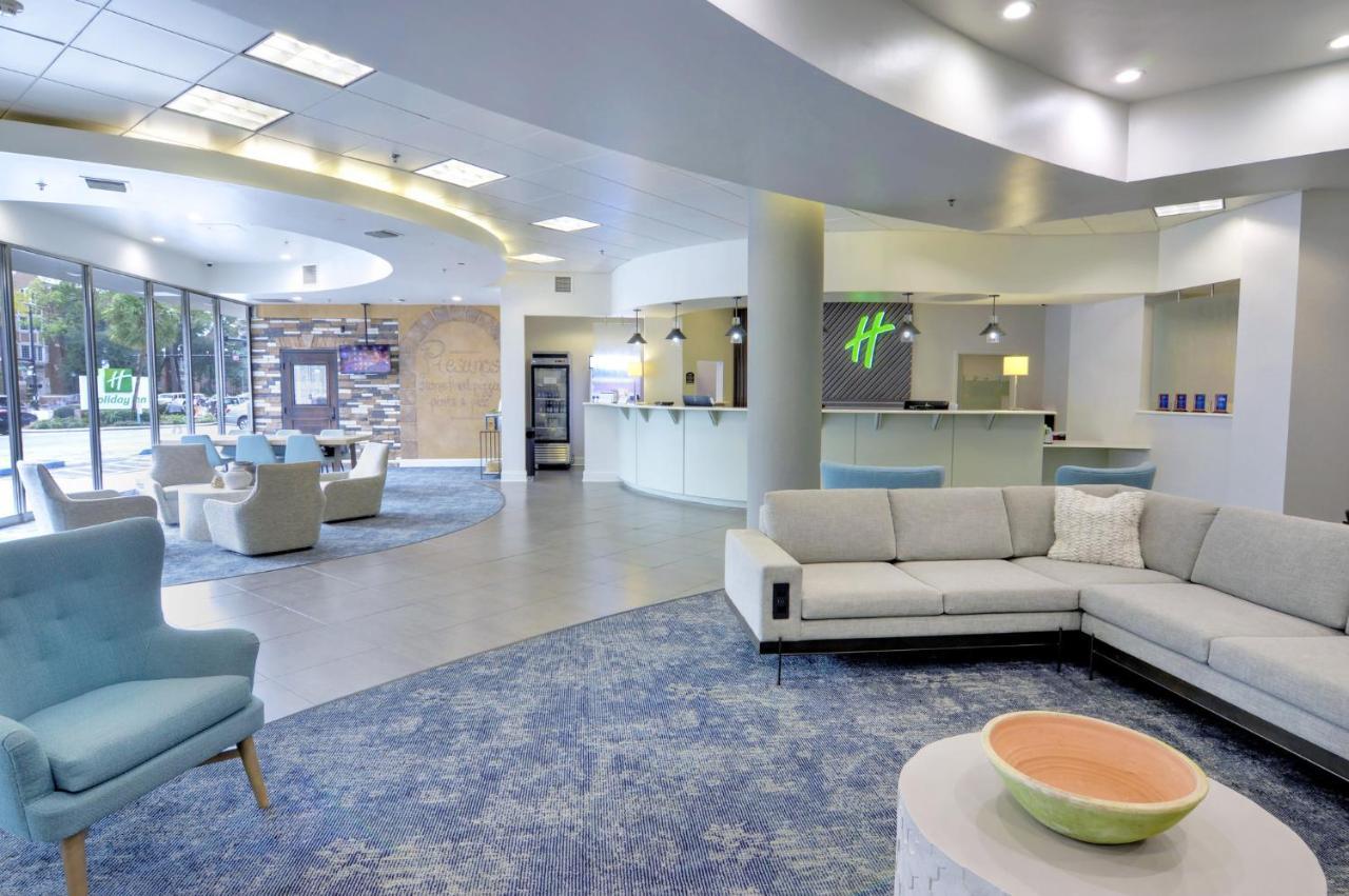 Holiday Inn Gainesville-University Center By Ihg Екстериор снимка