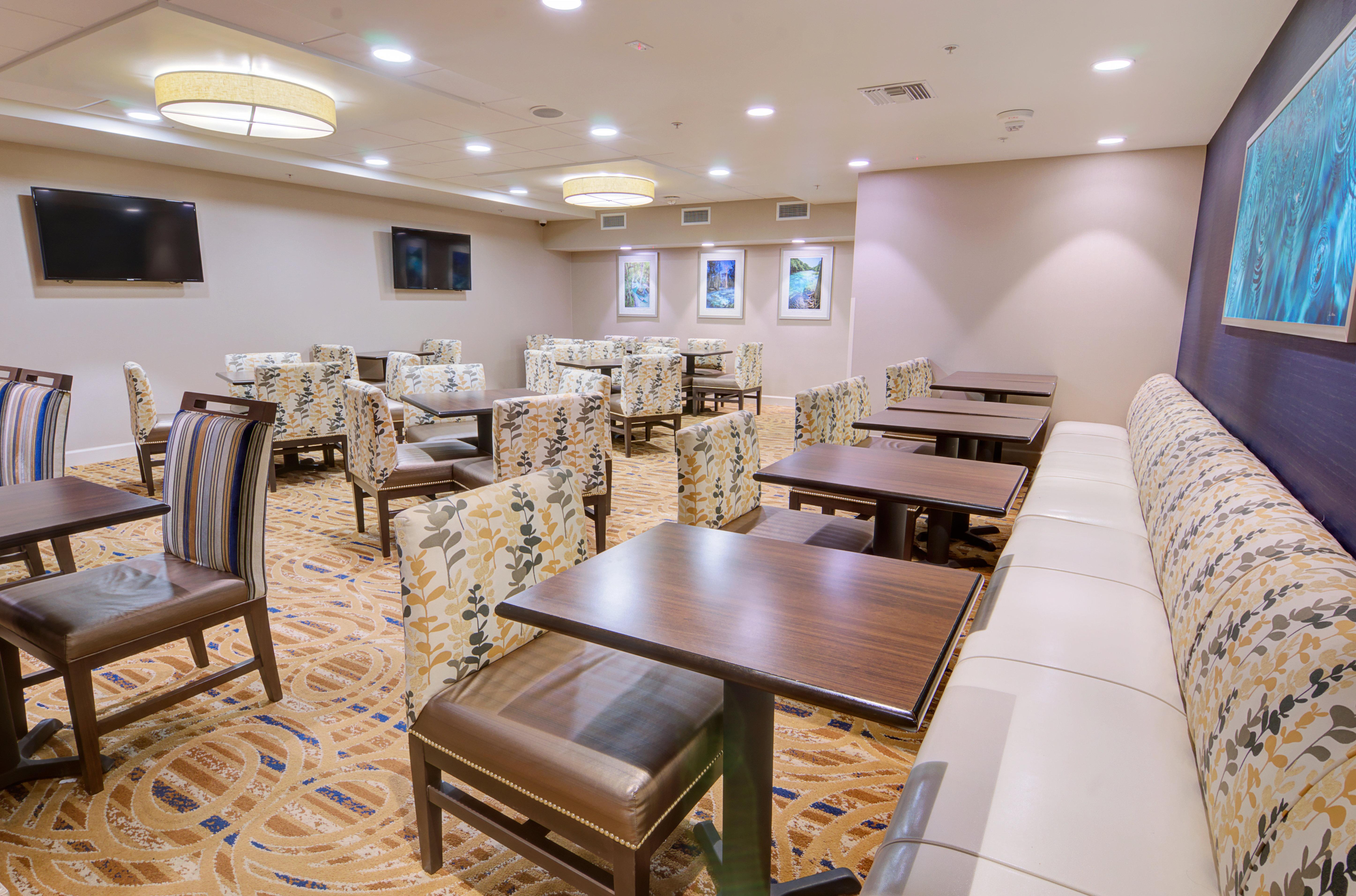 Holiday Inn Gainesville-University Center By Ihg Екстериор снимка