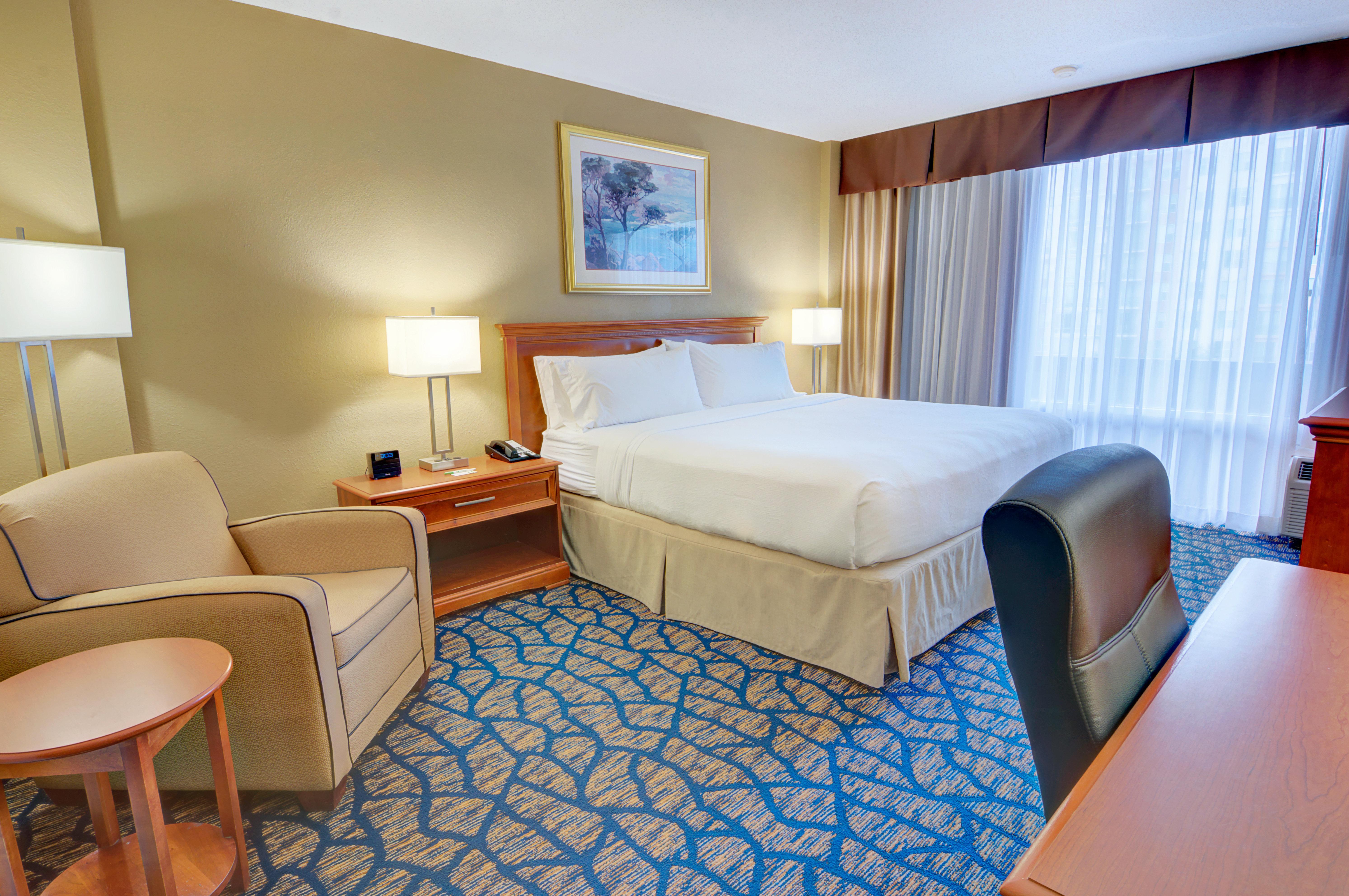 Holiday Inn Gainesville-University Center By Ihg Екстериор снимка