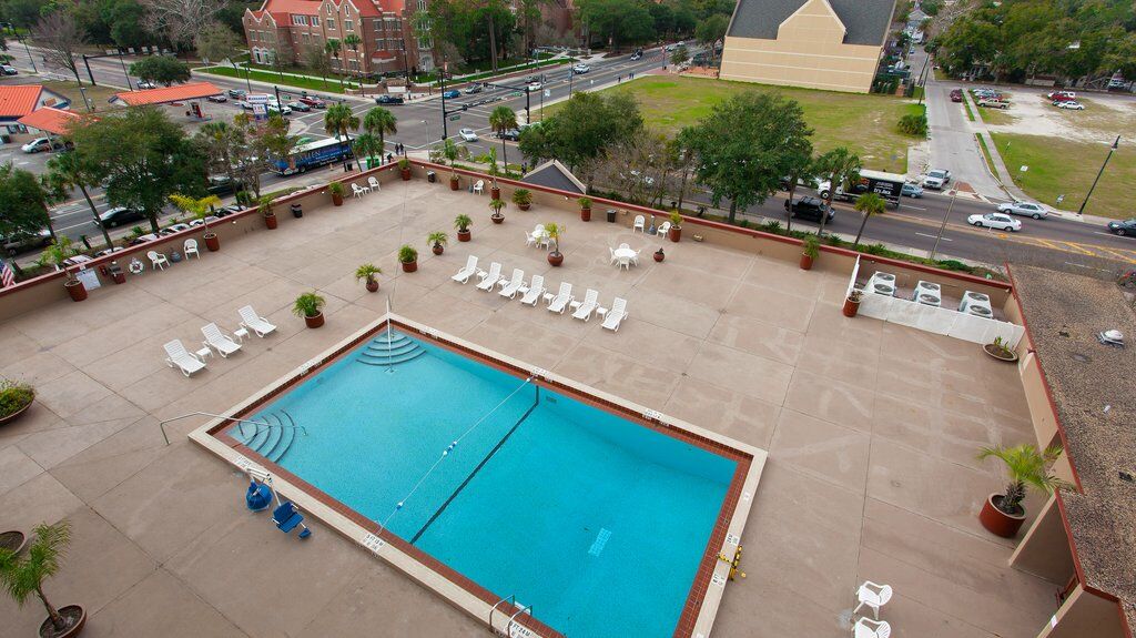 Holiday Inn Gainesville-University Center By Ihg Екстериор снимка